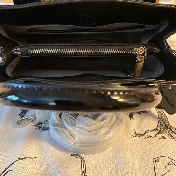 Purse - Picture 3 of 3